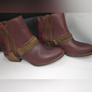 Very Volatile Boots 8.5